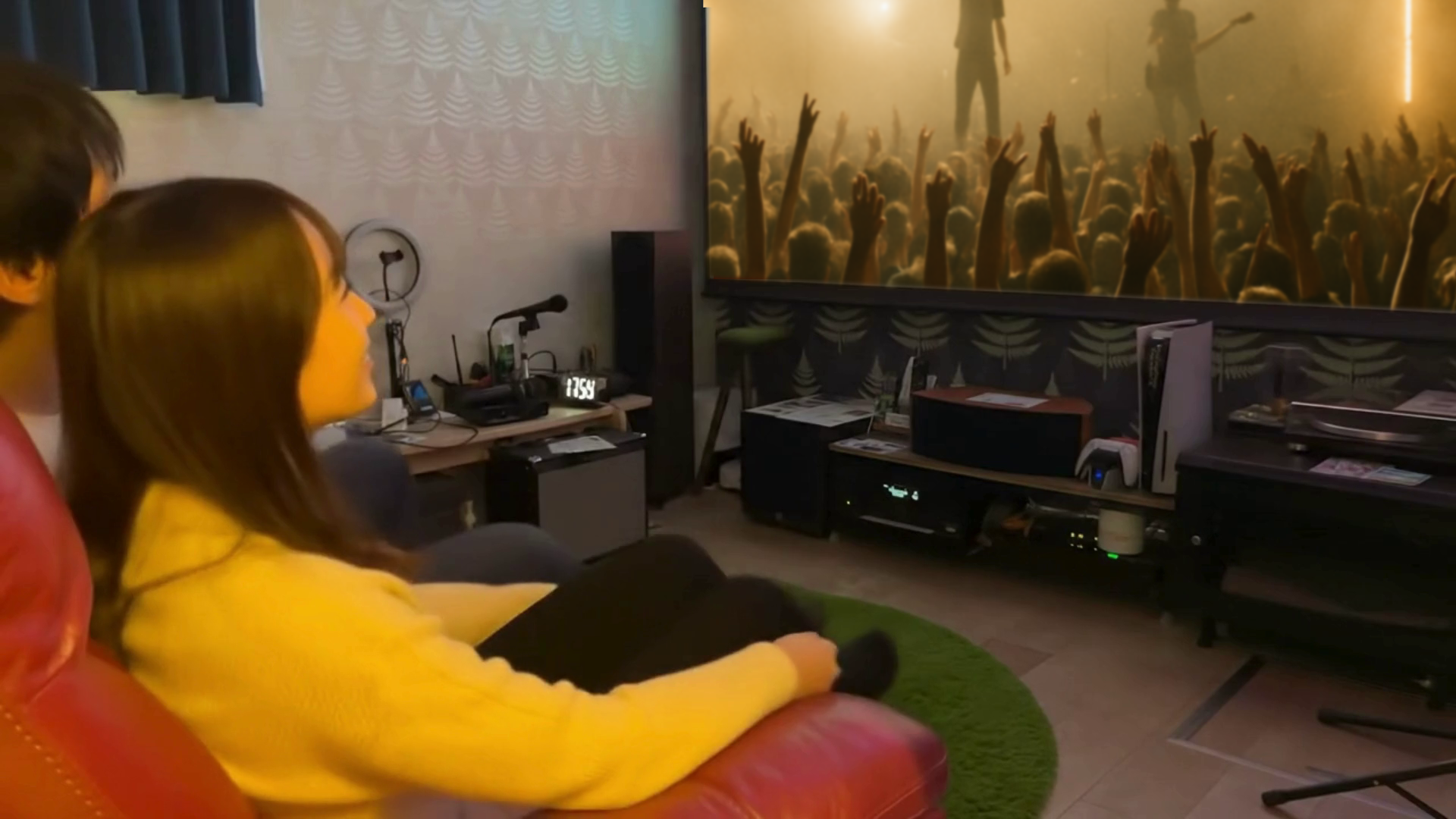 120インチ４K・ドルビーアトモス